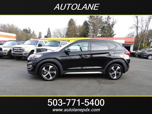 Used 2017 Hyundai Tucson Limited w/ Limited Ultimate Package 03 image 2