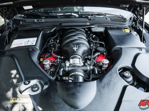 Used 2017 Maserati GranTurismo Sport image 76