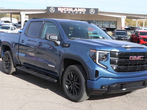 New 2026 GMC Sierra 1500 Elevation w/ LPO, Elevation Black Package image 1
