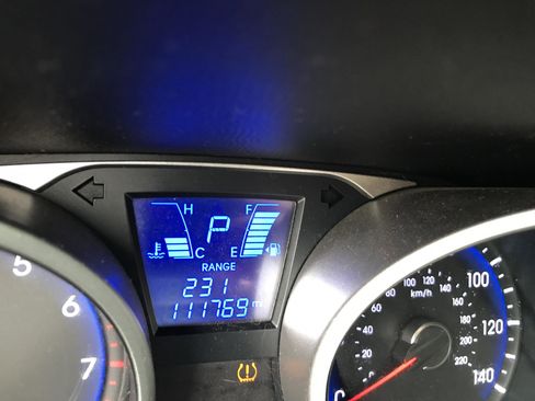 Used 2012 Hyundai Tucson GLS FWD image 13