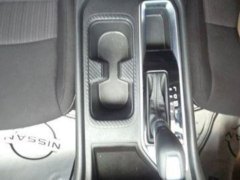 Certified 2025 Nissan Sentra SV w/ All-Weather Package FWD image 17