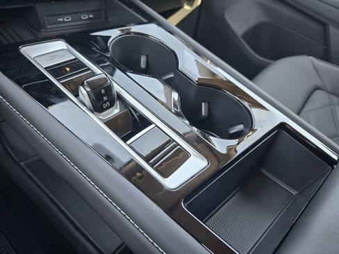 New 2026 Volkswagen Atlas SE image 17