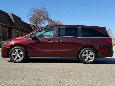 Used 2018 Honda Odyssey EX-L image 2