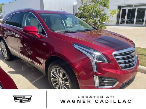 Used 2019 Cadillac XT5 Luxury FWD image 1