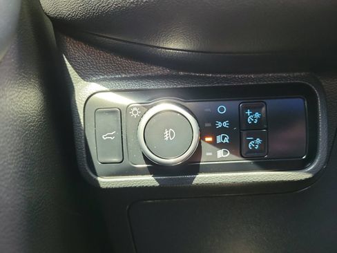 Used 2025 Ford Explorer ST-Line RWD image 26