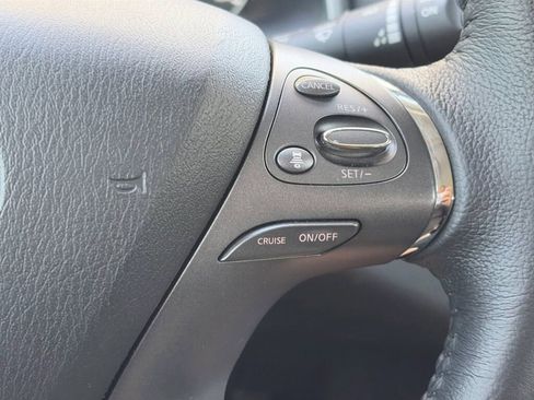 Certified 2024 Nissan Murano SV image 23