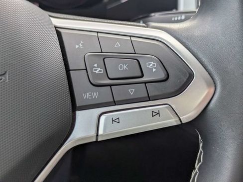 Used 2023 Volkswagen Atlas Cross Sport SE w/ Panoramic Sunroof Package FWD image 27