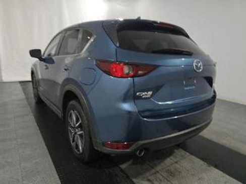 Used 2018 MAZDA CX-5 Touring image 4