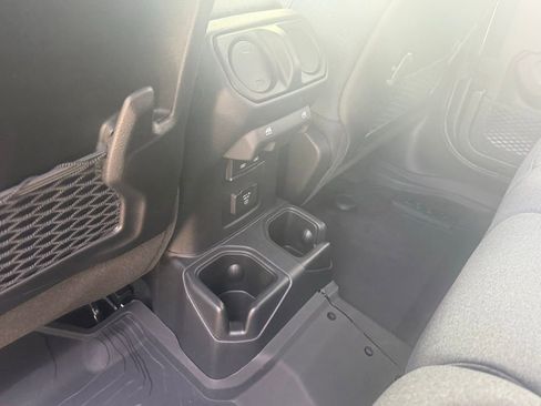 Certified 2025 Jeep Gladiator Rubicon w/ Safety Group image 27