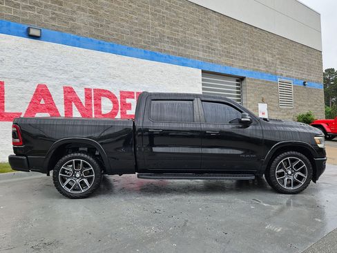 Used 2019 RAM 1500 Laramie AWD/4WD image 8