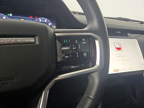 Used 2024 Land Rover Discovery Sport S image 24