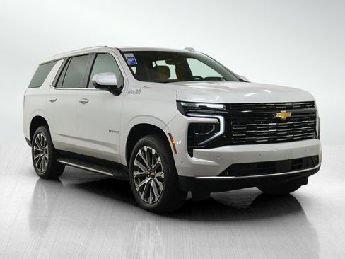Used 2025 Chevrolet Tahoe High Country w/ Sun And Tow Package AWD/4WD image 7