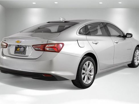 Used 2021 Chevrolet Malibu LT image 6