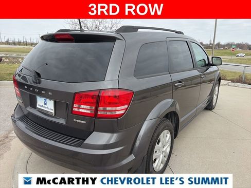 Used 2019 Dodge Journey SE image 14