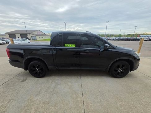 Used 2019 Honda Ridgeline Black Edition image 5