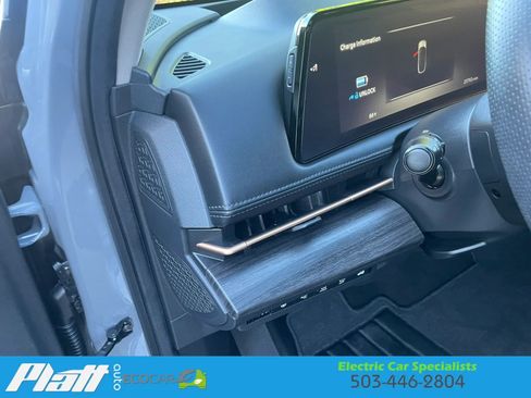 Used 2024 Nissan Ariya FWD image 22