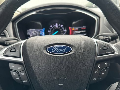 Used 2017 Ford Fusion Energi Titanium image 23