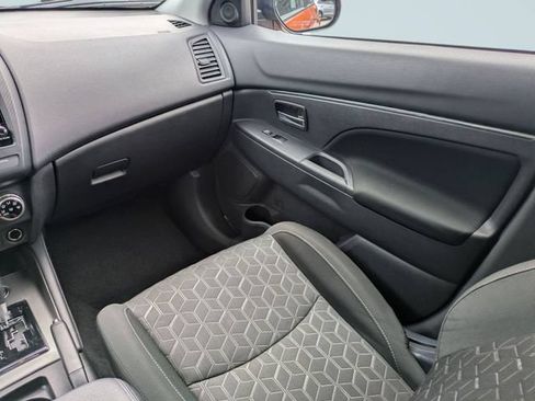Used 2024 Mitsubishi Outlander Sport ES AWD/4WD image 17