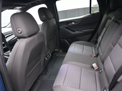 New 2026 Chevrolet Equinox LT image 9