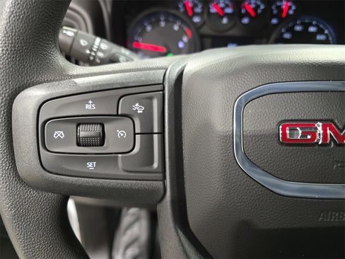 New 2026 GMC Sierra 2500 Pro w/ Convenience Package image 17