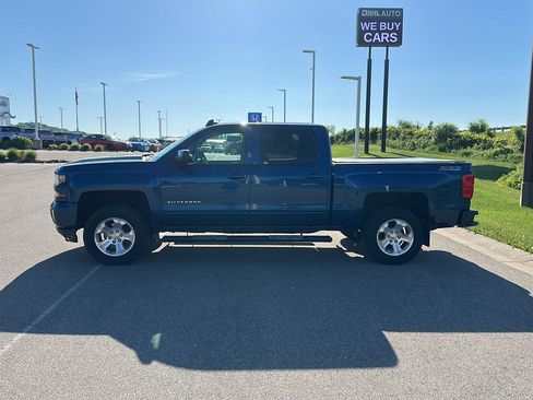 Used 2017 Chevrolet Silverado 1500 LT w/ All Star Edition AWD/4WD image 6