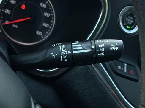 Used 2022 Chevrolet Blazer LT image 32