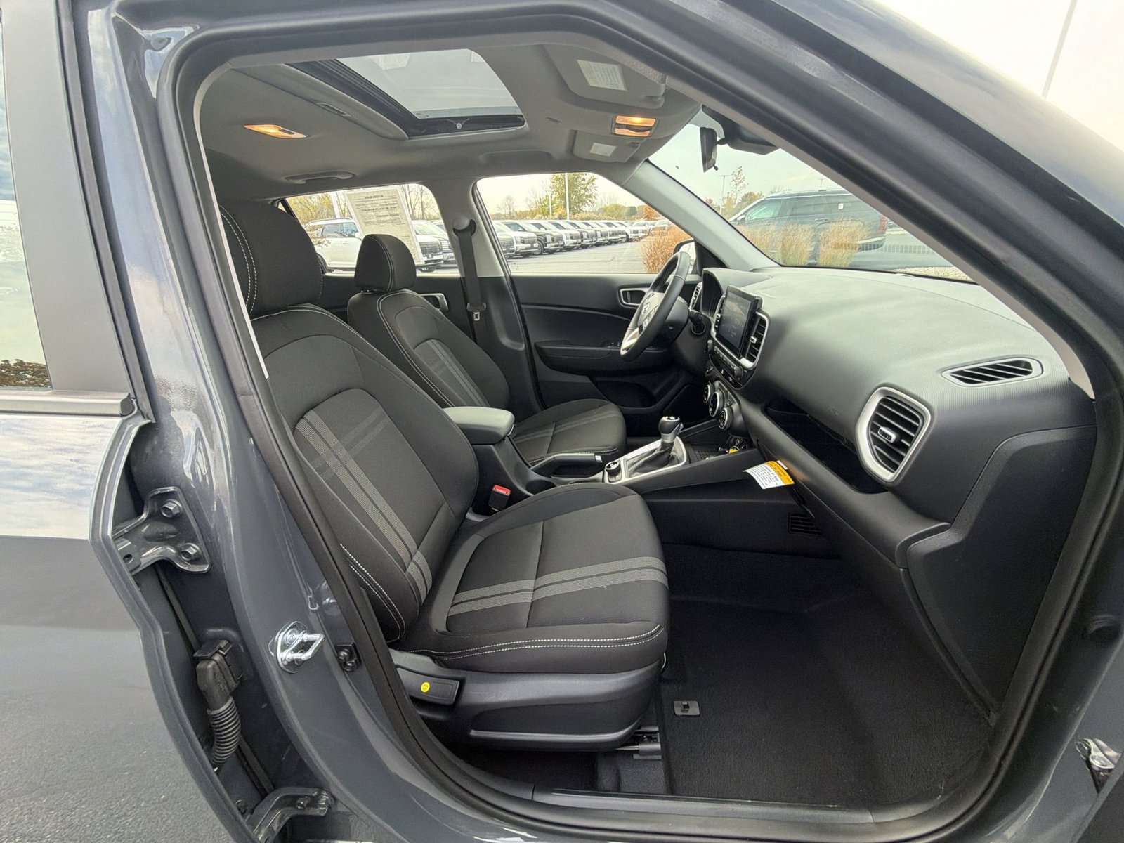 Certified 2026 Hyundai Venue SEL FWD image 27
