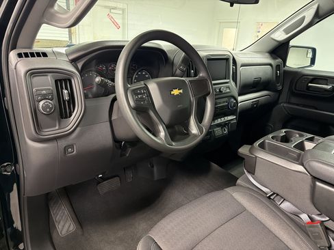 Used 2024 Chevrolet Silverado 1500 Custom w/ Turbomax Blackout Package RWD image 3