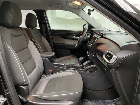 Used 2023 Chevrolet TrailBlazer LT image 14