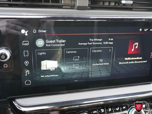 Used 2025 GMC Sierra 2500 AT4 w/ Technology Package image 49