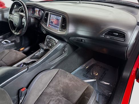 Used 2022 Dodge Challenger GT w/ Plus Package image 28