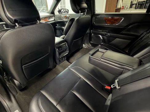 Used 2020 Lincoln Continental Sedan 4D image 20