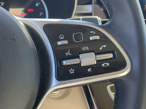 Used 2022 Mercedes-Benz GLC 300 image 30