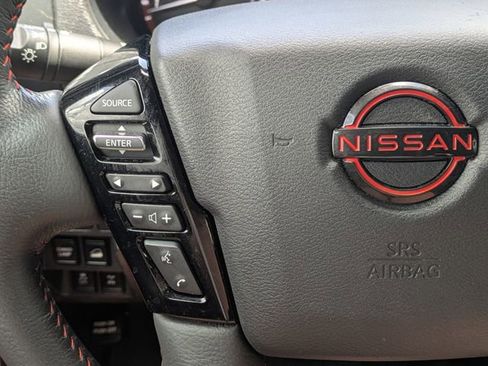 Used 2024 Nissan Frontier PRO-4X w/ Pro Convenience Package AWD/4WD image 16