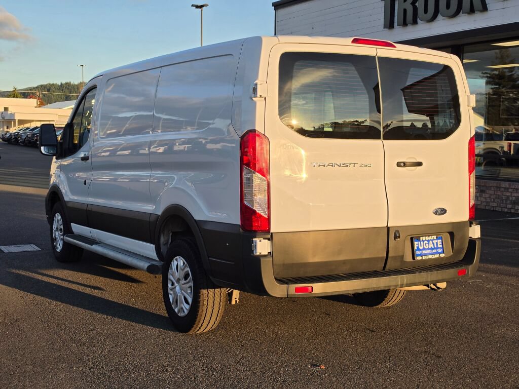 Used 2025 Ford Transit 250 Low Roof w/ Exterior Upgrade Package RWD image 8