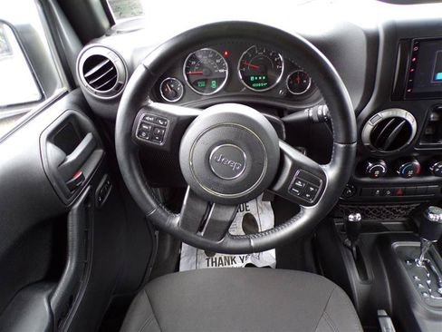 Used 2015 Jeep Wrangler Unlimited Sport w/ Quick Order Package 24S AWD/4WD image 33