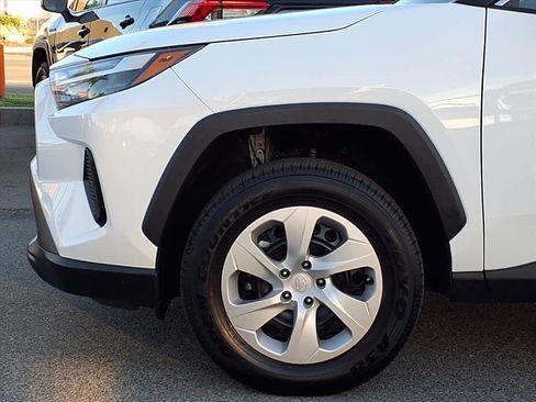 Certified 2025 Toyota RAV4 LE image 7