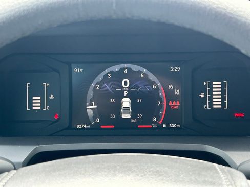 Certified 2025 Toyota Tacoma SR5 AWD/4WD image 35