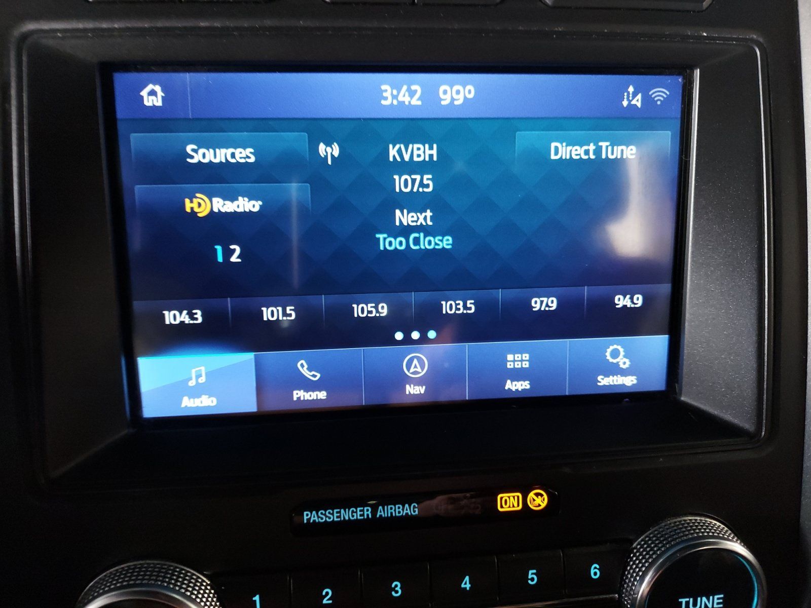 Used 2020 Ford Expedition Max Limited w/ Equipment Group 301A AWD/4WD image 17