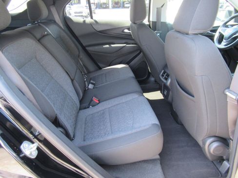 Used 2022 Chevrolet Equinox LT FWD image 32
