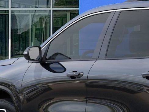 New 2026 Chevrolet Traverse High Country image 12