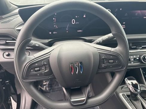 Used 2025 Buick Envista Preferred image 20
