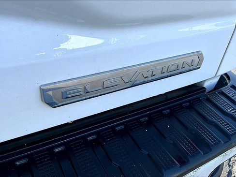 Used 2020 GMC Sierra 1500 Elevation w/ Elevation Value Package image 6