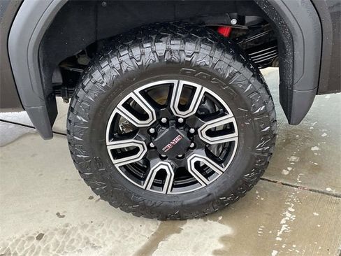 Used 2023 GMC Sierra 3500 AT4 w/ AT4 Preferred Package image 9