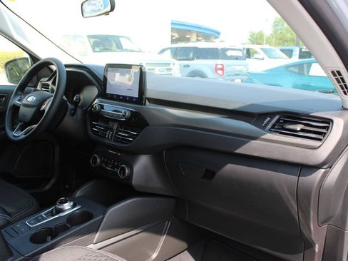 New 2026 Ford Escape Active FWD image 8