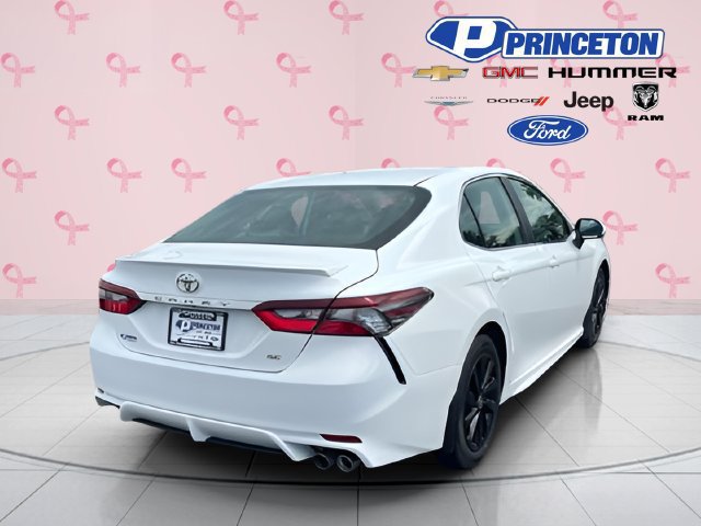 Used 2024 Toyota Camry SE FWD image 7