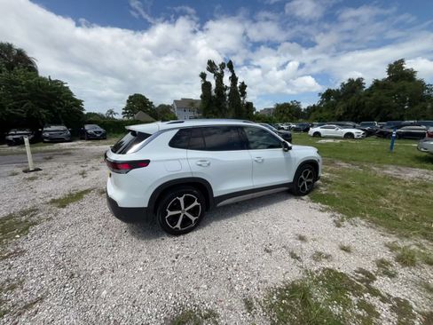 Used 2026 Volkswagen Tiguan SE FWD image 14
