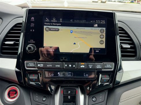Used 2020 Honda Odyssey Touring image 18