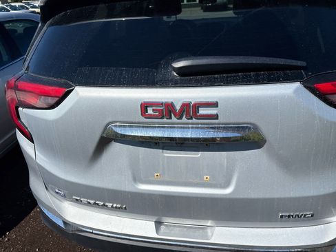 Used 2021 GMC Terrain SLT AWD/4WD image 8
