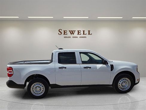 New 2025 Ford Maverick XL w/ Equipment Group 102A image 5